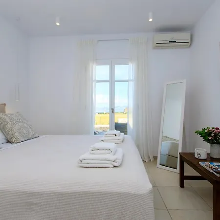 Villa Ilsogno Isterni (Paros)