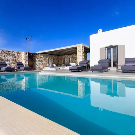 Villa Ilsogno Isterni (Paros)